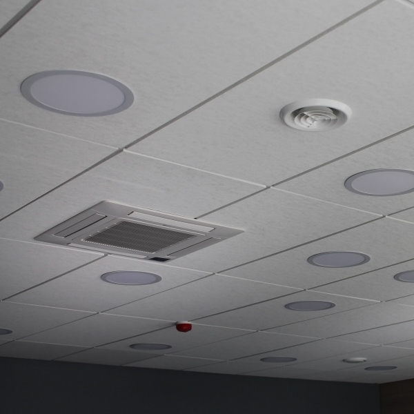 Административное здание ул. Краснознаменная Сплит-система